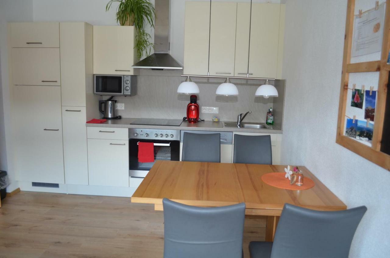 Apartment Klein & Fein Schlitters Eksteriør bilde